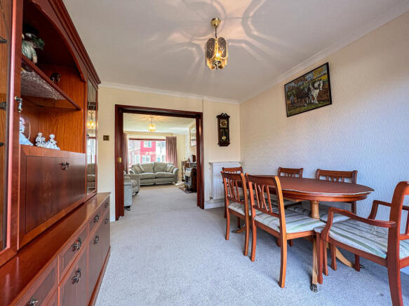 2 Amyand Drive - Dining room (2)