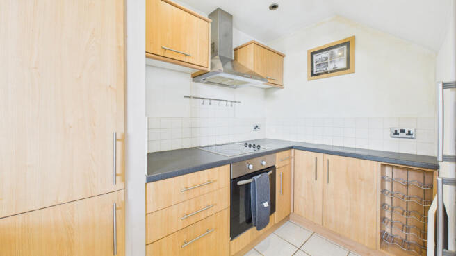 CAM04968G0-PR0065-STILL005