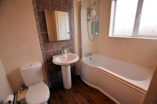 Bathroom.jpg