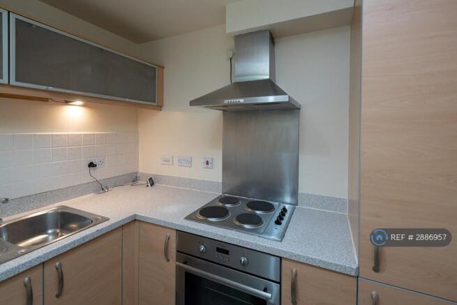 Kitchen Photo #2