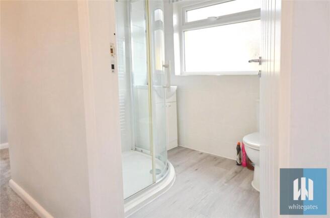 3 bed Semi-Detached to rent Image 5