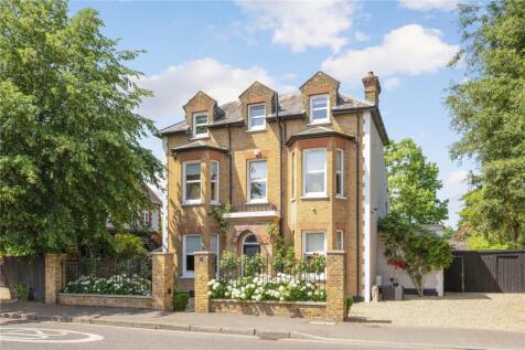 Coombe Road, New Malden, KT3