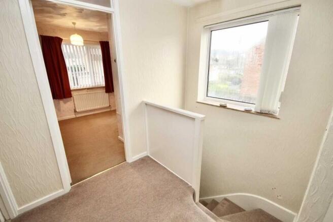 3 bed Semi-Detached for sale Image 8