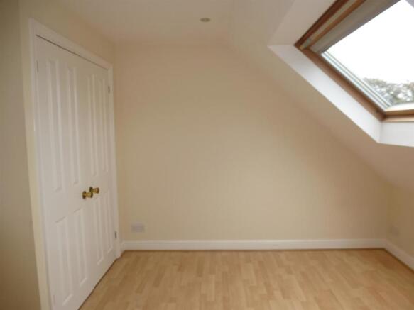 Bedroom 2.JPG