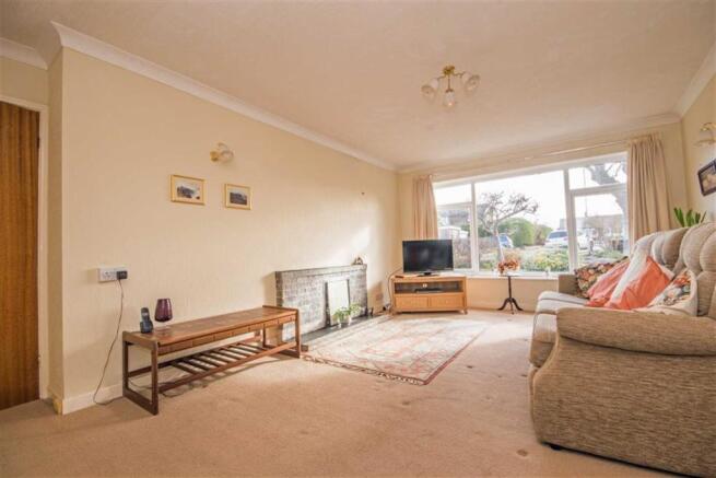 SPACIOUS LOUNGE