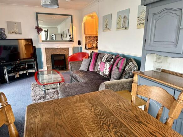 2 bed Bungalow for sale Image 11
