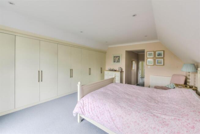 Hawthorn House ph44.jpg