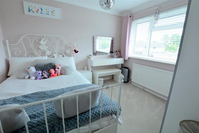 6. Bed 2.JPG
