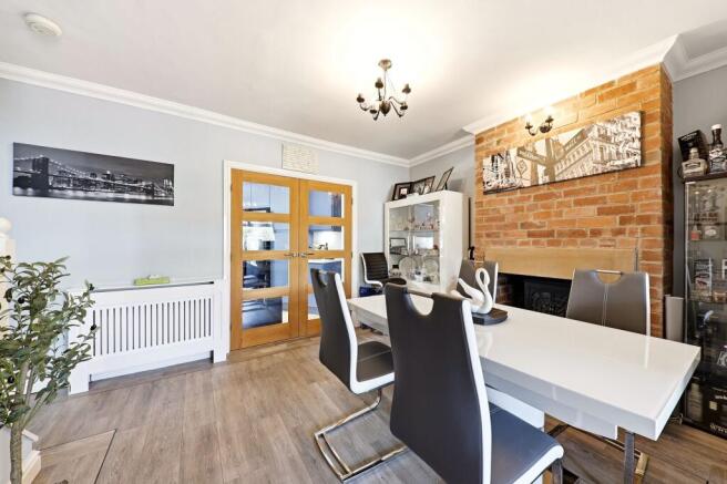 3 bed Semi-Detached for sale Image 8