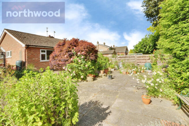 2 bed Semi-Detached Bungalow for sale Image 12