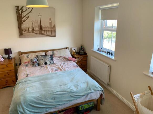 2 bed Semi-Detached for sale Image 9