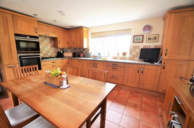 Kitchen / breakfast room
