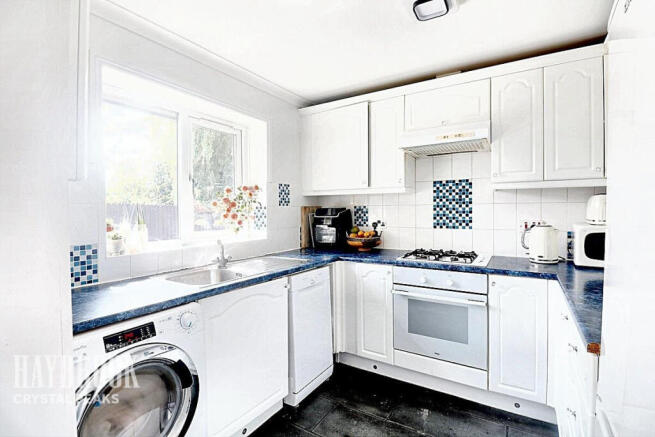 3 bed Detached Bungalow for sale Image 6