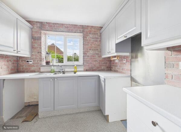 2 bed Detached Bungalow for sale Image 4