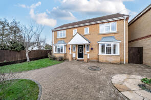 11, Packington Close, Swindon SN5 5PB