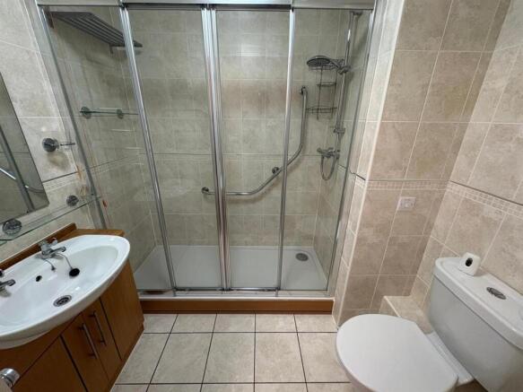 1 bed Apartment for sale Image 8