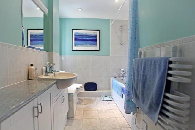 Bathroom / WC