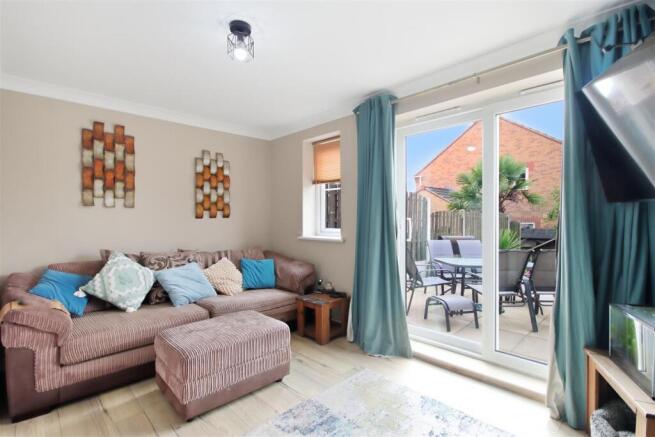 'L' Shaped Living Room