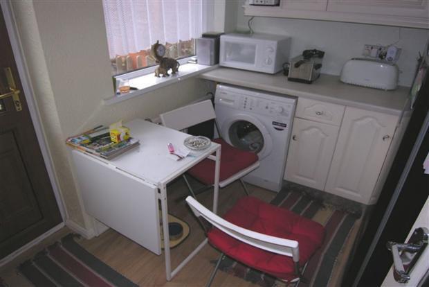 Photo 6
