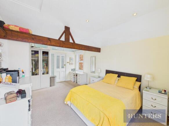 6 bed Terraced for sale Image 8