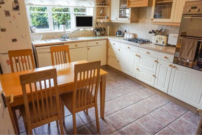 Kitchen/Breakfast