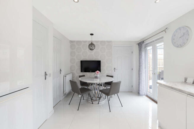 Dining kitchen