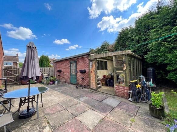 2 bed Semi-Detached Bungalow for sale Image 10