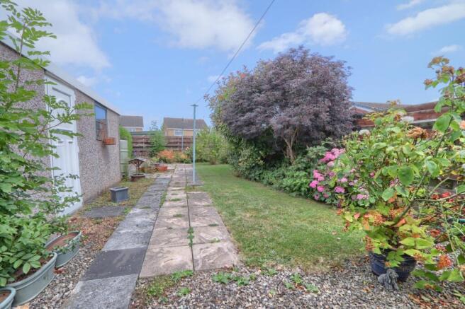 2 bed Bungalow for sale Image 6