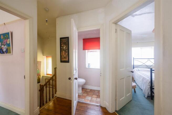 3 bed Terraced for sale Image 11