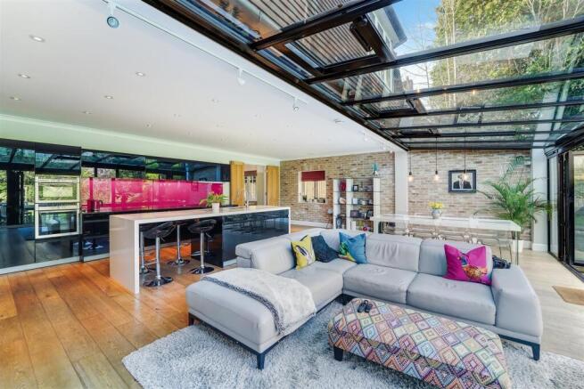 TOWER ROAD, 24  (7).jpg