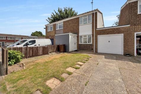 Sedley Close, Parkwood, Gillingham, ME8