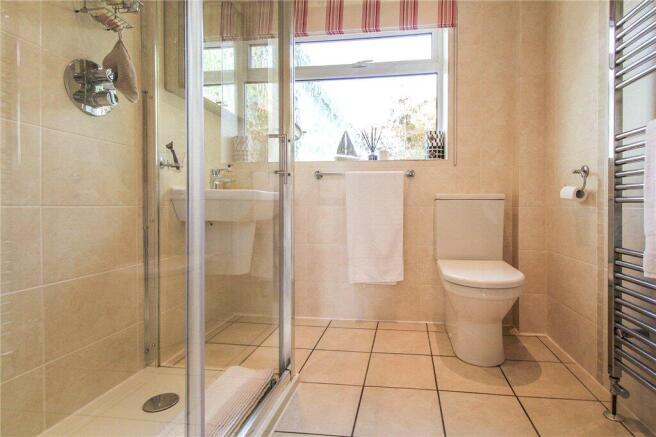 3 bed Bungalow for sale Image 10
