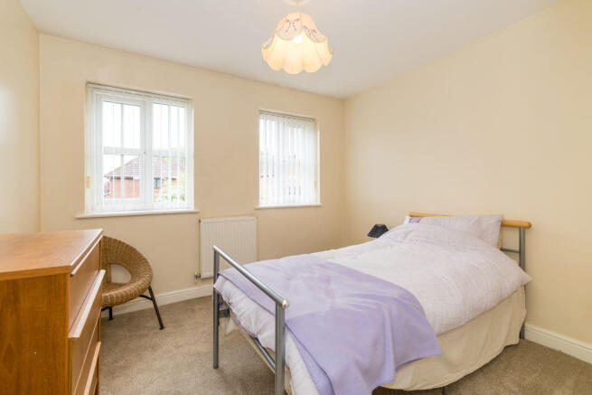 5 bed Detached for sale Image 10