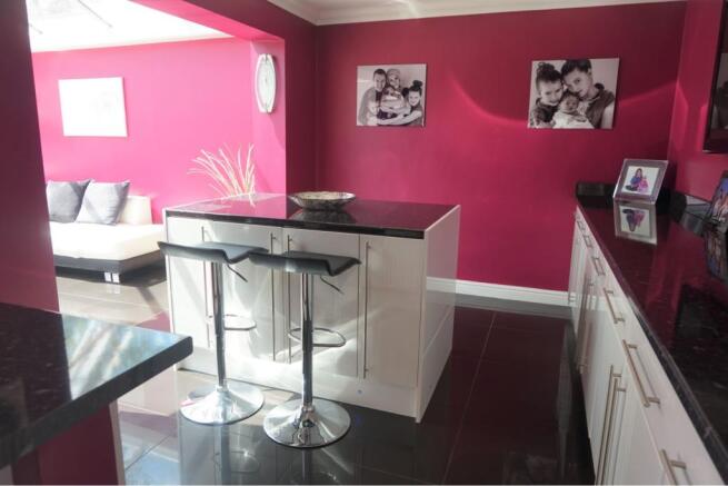 Kitchen/Breakfast