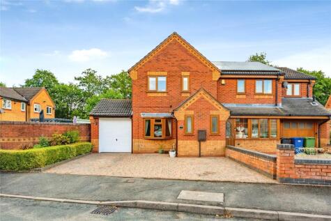 Huntingdon Close, Tamworth, Staffordshire, B78