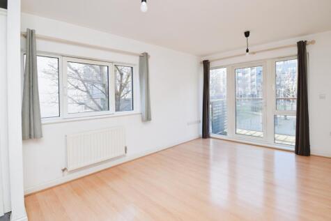 Little Cottage Place, London, SE10