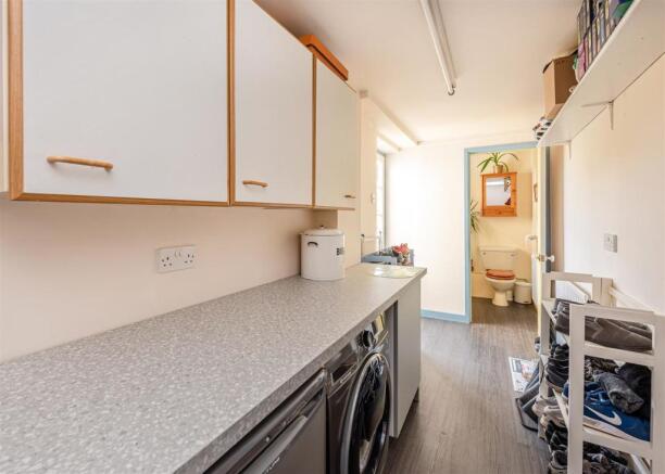 5 Foster Street-utility.jpg