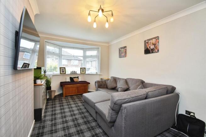 2 bed Semi-Detached for sale Image 5