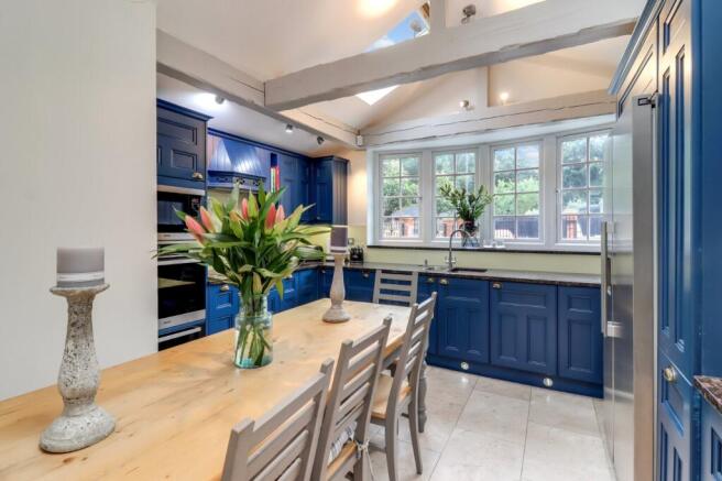 Kitchen/Dining