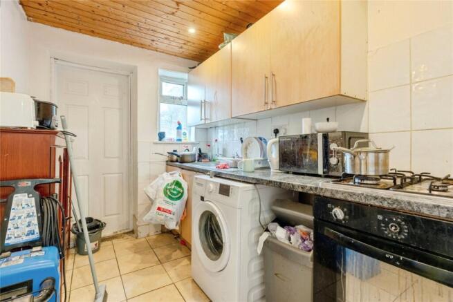 3 bed Terraced for sale Image 5
