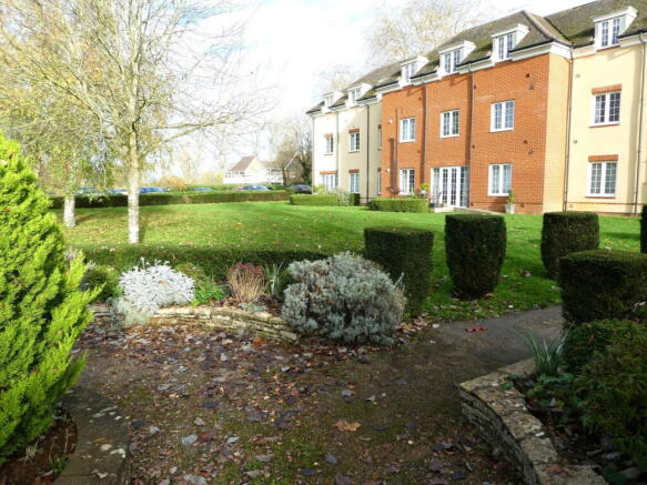 Photo 9