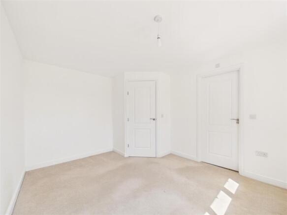3 bed Detached for sale Image 10