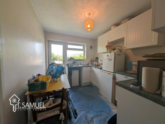 Kitchen 2