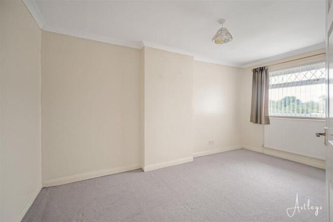Castle Drive, Neath, SA11 photo 4