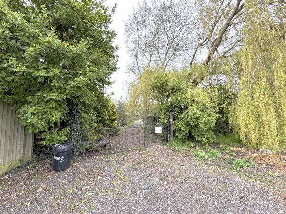 Clydesbank Driveway.JPG