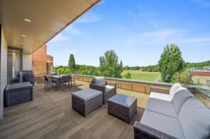 Flat 6, 154 Chronicle Heights, Olive Road, London NW2 6UY