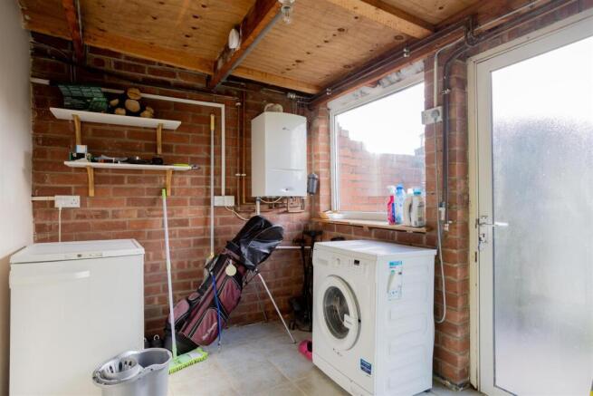 3 bed House for sale Image 11