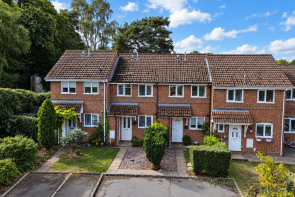 20, Laird Court, Bagshot GU19 5QN