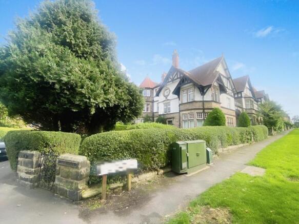 2 bed Apartment to rent Image 8