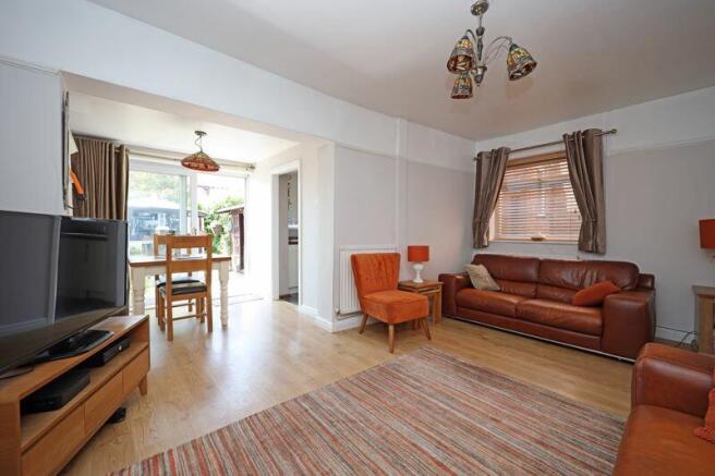 Living Room -Brochure